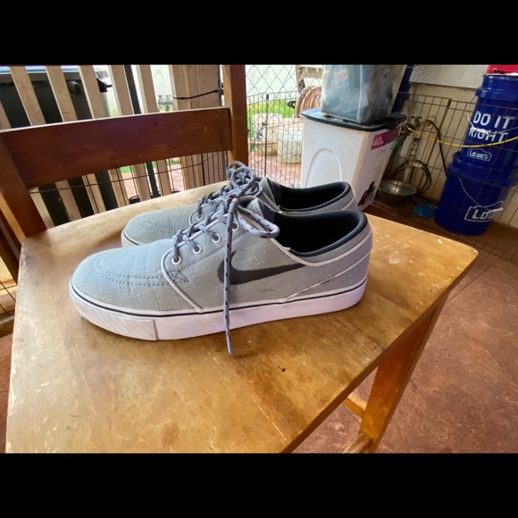 nike janoski youth